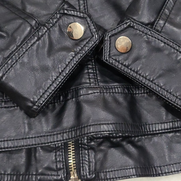 Cute Suzy Shier Stylish Woman's Jacket - Picture 11 of 13